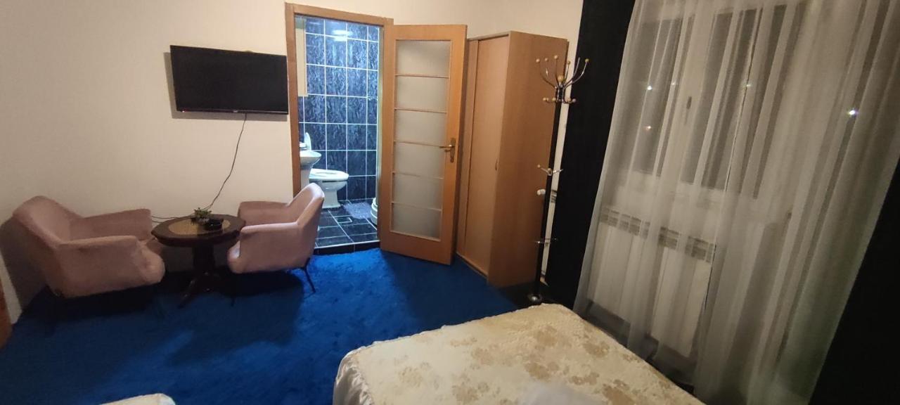 Guesthouse Prenociste Faraon Pljevlja Luaran gambar