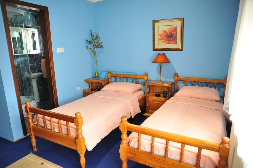 Guesthouse Prenociste Faraon Pljevlja Luaran gambar